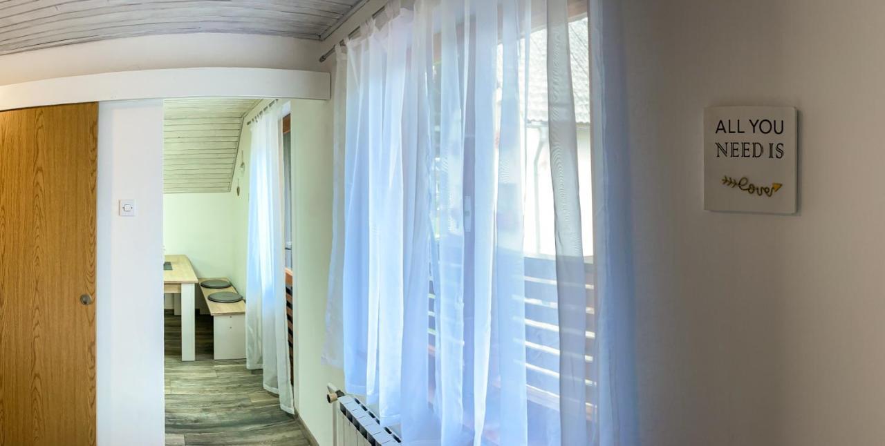 Apartma Petra Ravnik - Wanderer'S Hut Apartment Bohinj Exterior photo